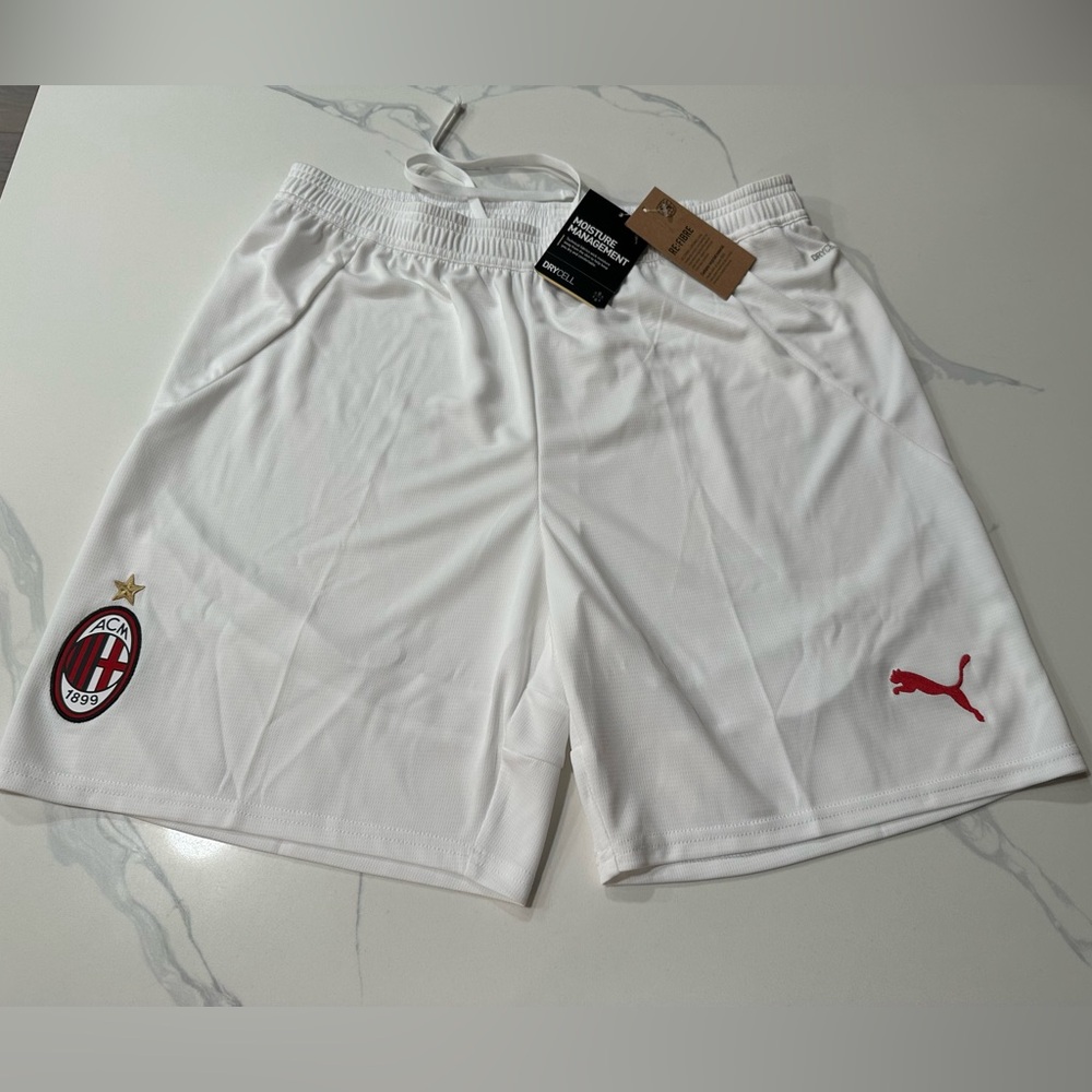 AC Milan Soccer / Football Authentic PUMA Men’s Shorts Retails For $40